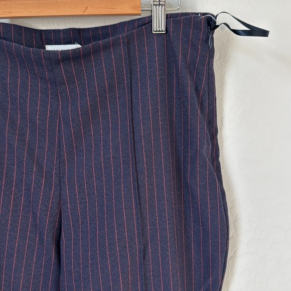 Avec Les Filles Pinstripe Slim Fit Split Hem Flare Pants in Navy Red Pinstripe - Picture 4 of 6